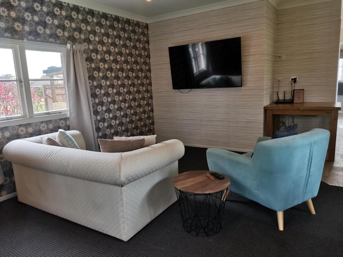 Гостьовий будинок Lavalla Estate Tuakau Екстер'єр фото