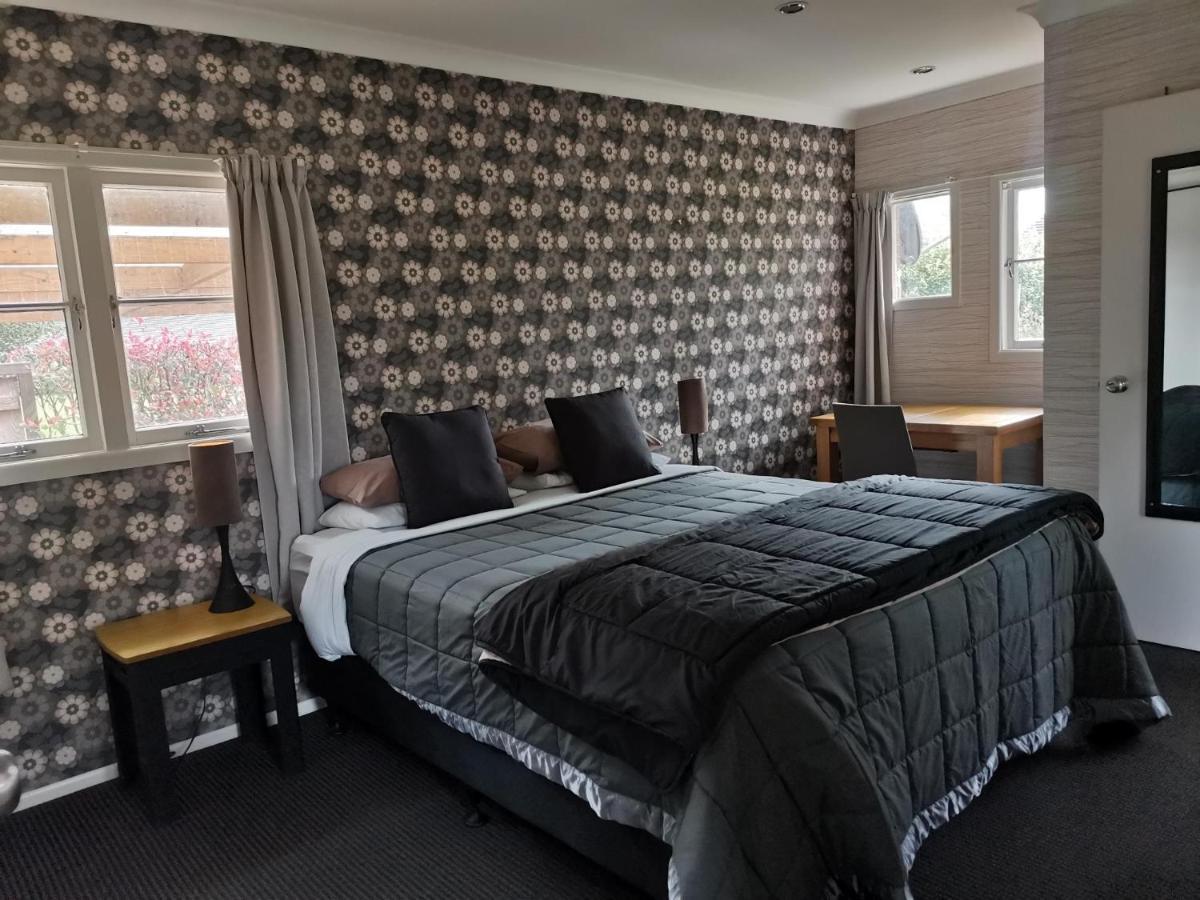 Гостьовий будинок Lavalla Estate Tuakau Екстер'єр фото